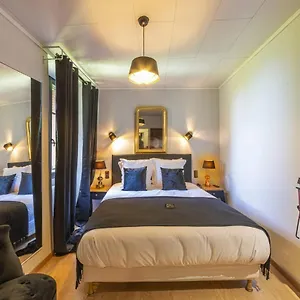 logis-hostellerie-du-vieux-cordes.midi-pyreneeshotels.com/