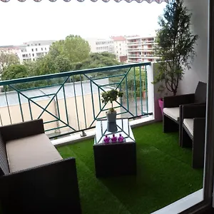 Le Bellini Couette-café