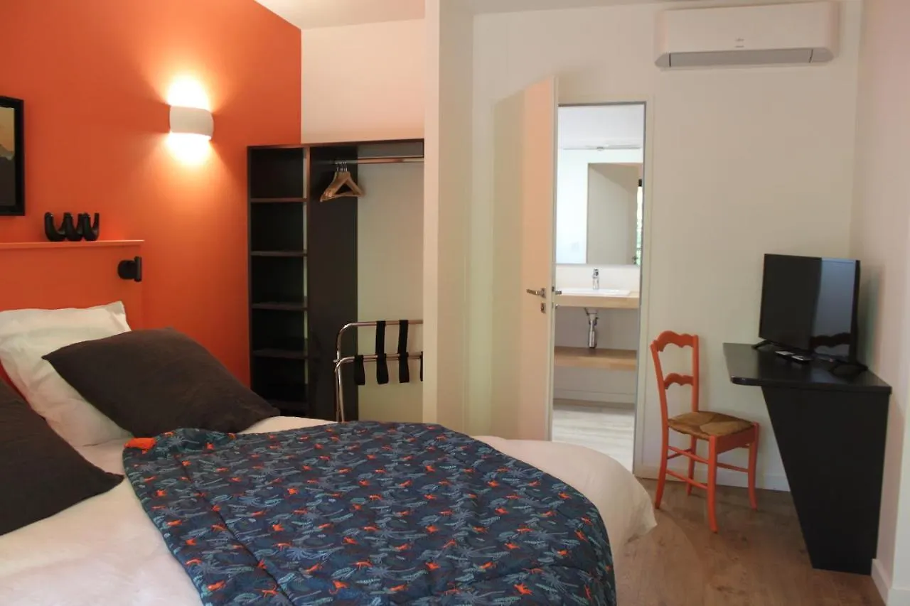Bread Et Couette Bed and Breakfast Lyon 0*,  Frankrike
